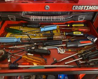 Craftsman rolling tool chest