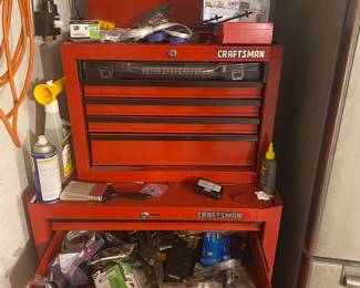Craftsman rolling tool chest