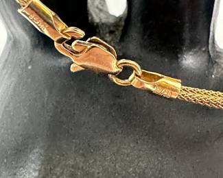 14K Multi chain necklace.... Clasp needs fixing