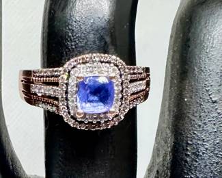 14K with Tanzanite