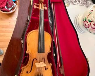 Vintage Miniature Violin Model with Case and Bow