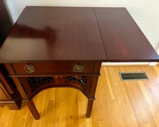 Craftique Furniture Mahogany Pembroke Table with Fretwork