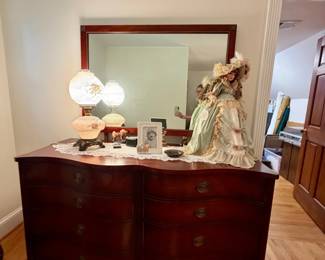 Baker Furniture Historic Charleston Chippendale Carved Mahogany Serpentine Front Dresser Chest