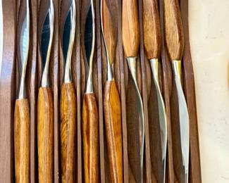 Fleetwood Town Country Steak Knives