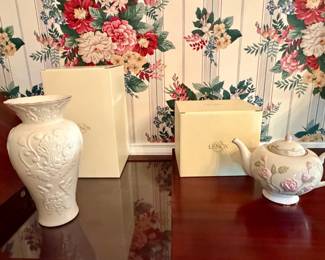 Lenox Peonies in Bloom Vase and Rose Garland Teapot