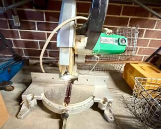Hitachi CFB Compound Miter Saw
