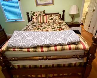 Traditional TurnedPost Spindle Bed