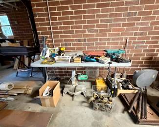 Assorted Power Tools and Workshop Equipment