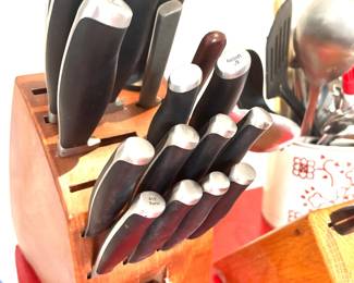 Calphalon knife set