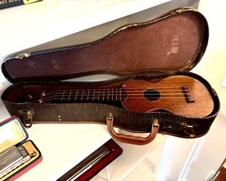 Vintage ukulele in original case