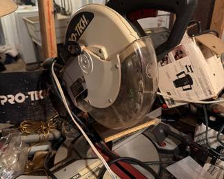 Pro-tech 10 inch compound miter saw