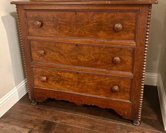 Antique Chest of Drawers