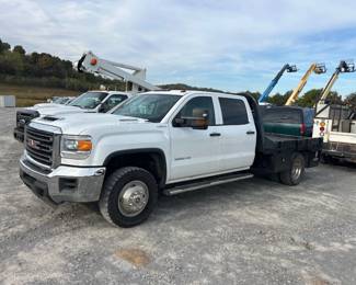 2018 GMC 3500 4X4 DIESEL TRUCK