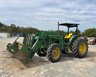 JOHN DEERE 6200 4X4 TRACTOR AND LOADER