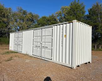 2026 40’ MULTI DOOR STORAGE CONTAINER (ZNCU4015441)