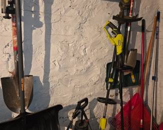 Lawn & garden supplies