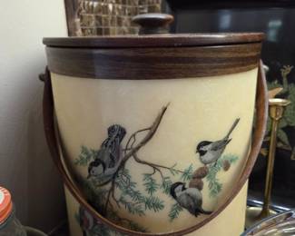 Vintage Bacova Guild fiberglass ice bucket