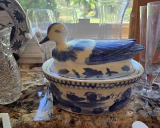 Vintage Chinoiserie porcelain duck tureen