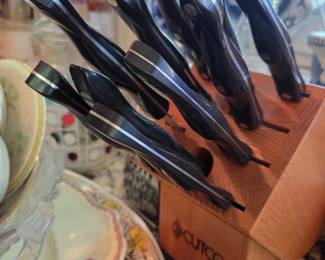 Cutco knife set