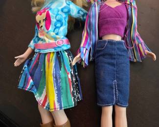 Mary-Kate & Ashley Olsen dolls