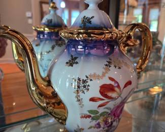 Vintage Kunst & Pallette teapot