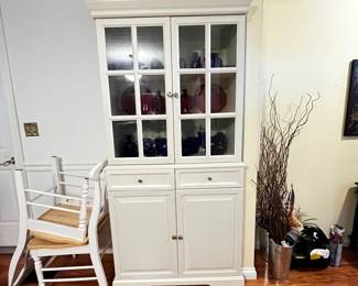 White hutch