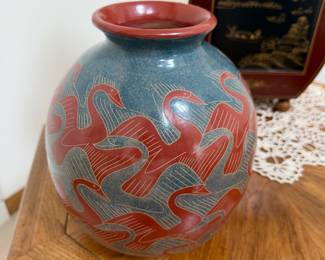 vintage hand-carved and hand-painted sgraffito pottery vase from Nicaragua