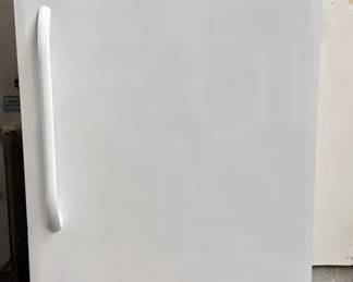 Frigidaire Freezer