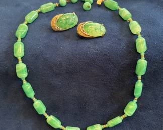 Vintage Hattie Carnegie Green Glass Beaded Necklace And Earrings