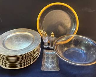 Gold Chargers Glass Gold Rim Serving Plate Bowl Salt and Pepper Shakes