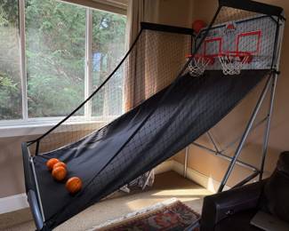 Pop-A-Shot indoor basketball game
