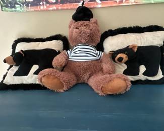 Teddy bear & bear pillows