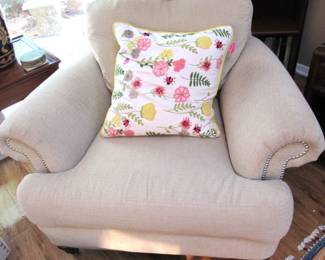 Ethan Allen Plush chair