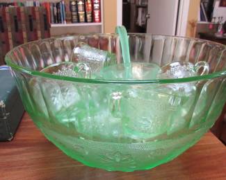 Vintage Tiara Chantilly punch set