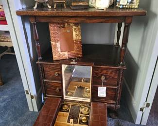 gentleman's travel case