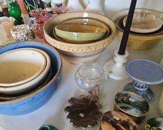 pottery mixing bowls