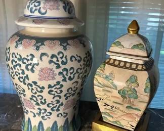 Vintage Porcelain Chinoiserie Ginger Jar With Foo Dig And Hunting Scene Porcelain Ginger Jar