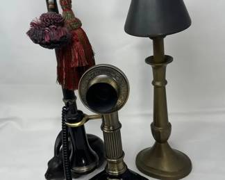 Reproduction Paramount Black  Gold Candlestick Plastic And Metal And Brass And Metal Candles