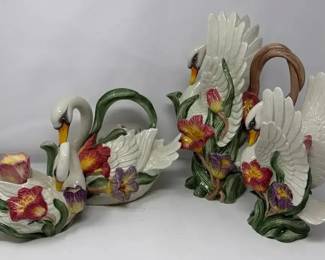 Fitz  Floyd Tulip Swan Candleholders  Tea Kettle  Water Pitcher