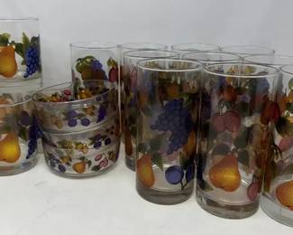 Vintage Cerve Fruit Glasses  4 Tumblers 10 Water Glasses  3 Small Bowls