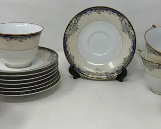 Mikasa Kingsley Set Of 8 Saucers  7 Tea Cups