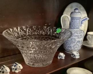 Beautiful crystal bowl.