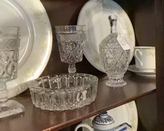 More crystal,items.