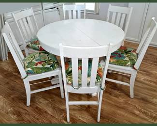 Dinette Set with 6 Chairs and 7 Leaves