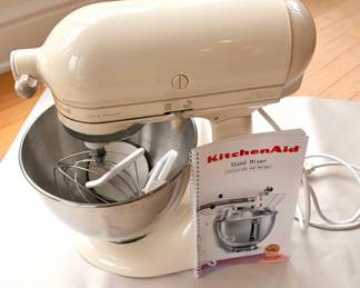 Vintage KITCHENAID Ultra Power TiltHead Stand Mixer And Attachments