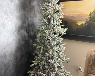 Flocked tree
