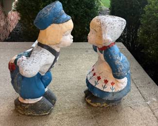 Kissing Dutch Statutes