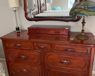 SetDressermirror