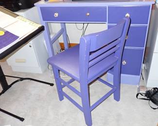 SM DESK & CHAIR