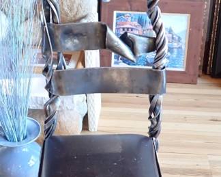 UNIQUE - IRON TWISTED SIDE CHAIR